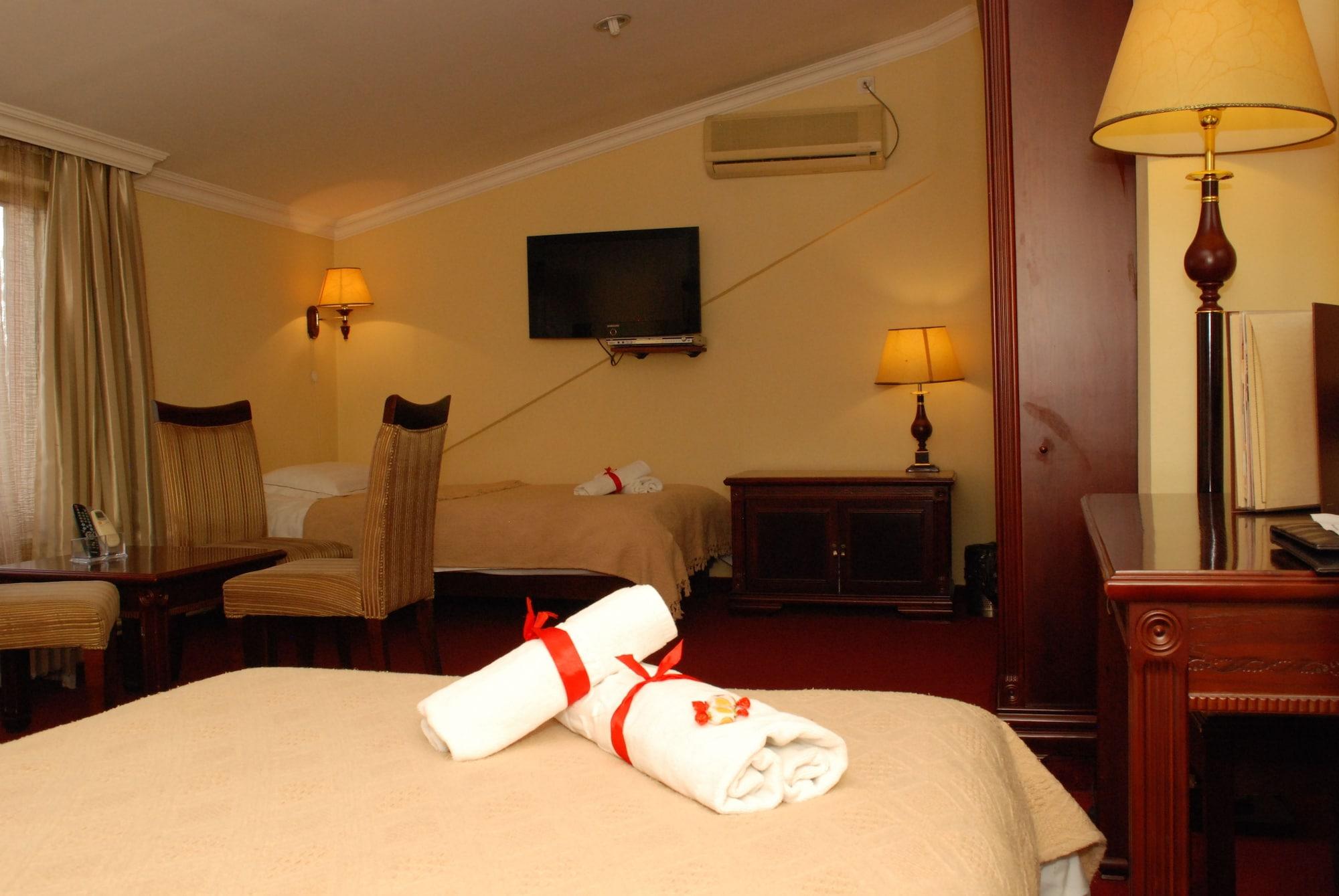 Garni Hotel Planeta Inn Novi Sad Exterior photo